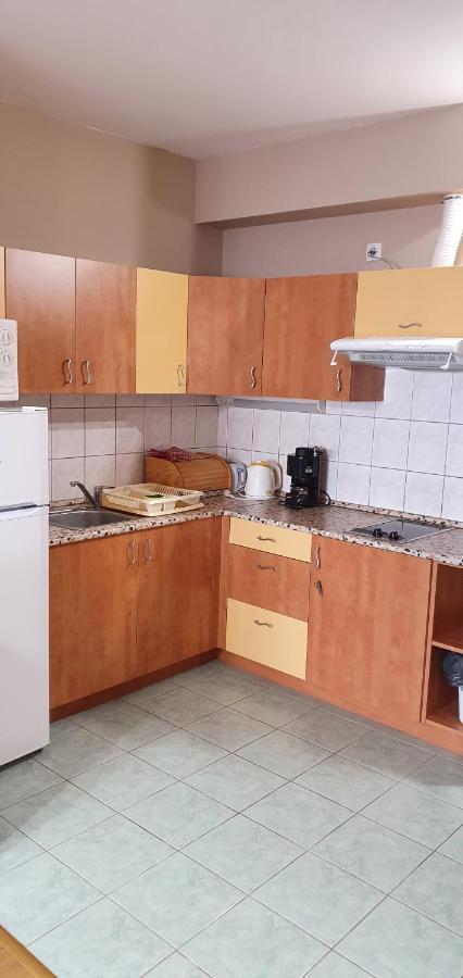 Venusz Apartman Cserkeszőlő Εξωτερικό φωτογραφία